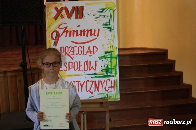 Zdjęcie w galerii na portalu naszraciborz.pl: XVII Gminny Przegląd Zespołów Artystycznych w Krzanowicach  wiadomości z regionu