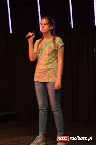 Zdjęcie w galerii na portalu naszraciborz.pl: XVII Gminny Przegląd Zespołów Artystycznych w Krzanowicach  wiadomości z regionu