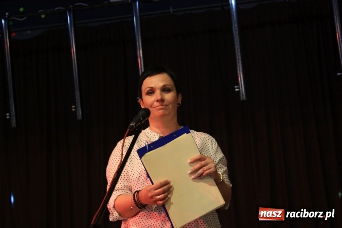 Zdjęcie w galerii na portalu naszraciborz.pl: XVII Gminny Przegląd Zespołów Artystycznych w Krzanowicach  wiadomości z regionu