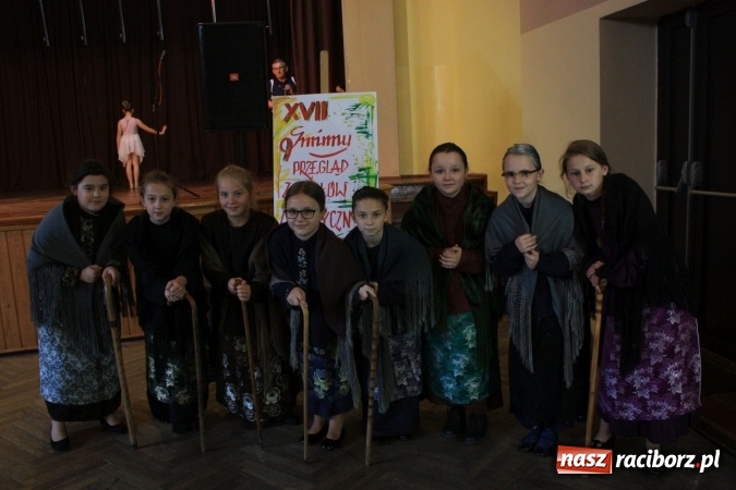 Zdjęcie w galerii na portalu naszraciborz.pl: XVII Gminny Przegląd Zespołów Artystycznych w Krzanowicach  wiadomości z regionu