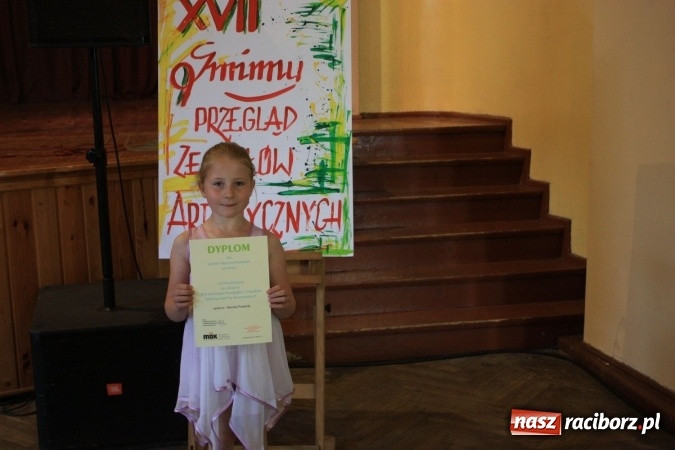 Zdjęcie w galerii na portalu naszraciborz.pl: XVII Gminny Przegląd Zespołów Artystycznych w Krzanowicach  wiadomości z regionu