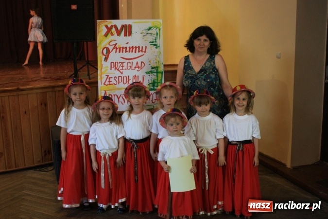 Zdjęcie w galerii na portalu naszraciborz.pl: XVII Gminny Przegląd Zespołów Artystycznych w Krzanowicach  wiadomości z regionu