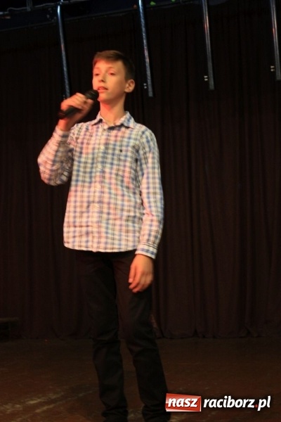 Zdjęcie w galerii na portalu naszraciborz.pl: XVII Gminny Przegląd Zespołów Artystycznych w Krzanowicach  wiadomości z regionu