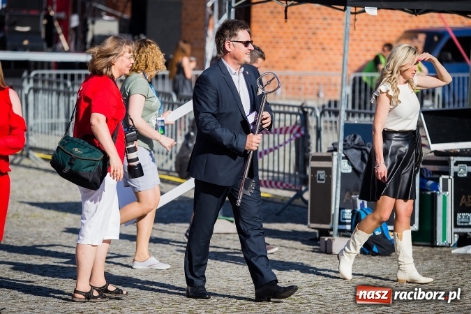 Zdjęcie w galerii na portalu naszraciborz.pl: Lao Che gwiazdą tegorocznych Juwenaliów Raciborskich wiadomości z regionu