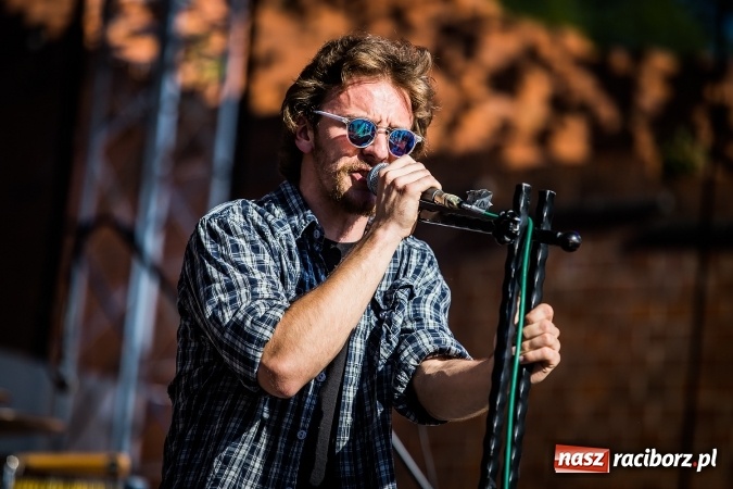 Zdjęcie w galerii na portalu naszraciborz.pl: Lao Che gwiazdą tegorocznych Juwenaliów Raciborskich wiadomości z regionu