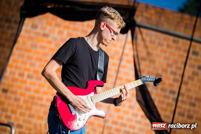 Zdjęcie w galerii na portalu naszraciborz.pl: Lao Che gwiazdą tegorocznych Juwenaliów Raciborskich wiadomości z regionu