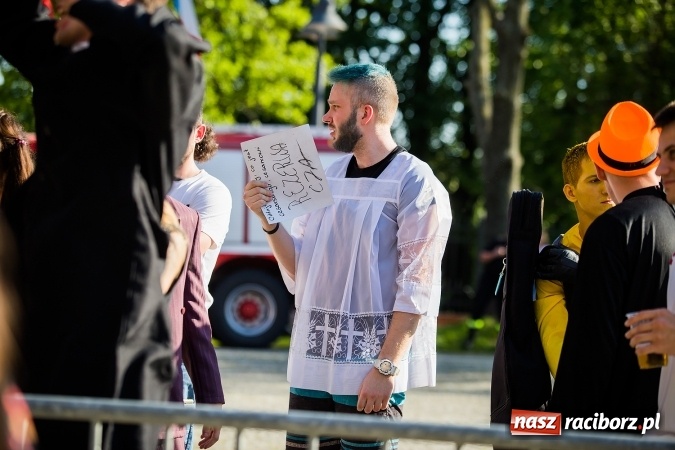 Zdjęcie w galerii na portalu naszraciborz.pl: Lao Che gwiazdą tegorocznych Juwenaliów Raciborskich wiadomości z regionu