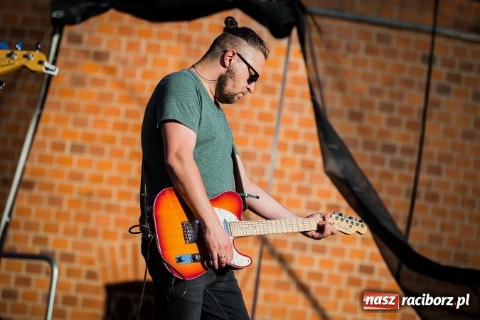 Zdjęcie w galerii na portalu naszraciborz.pl: Lao Che gwiazdą tegorocznych Juwenaliów Raciborskich wiadomości z regionu