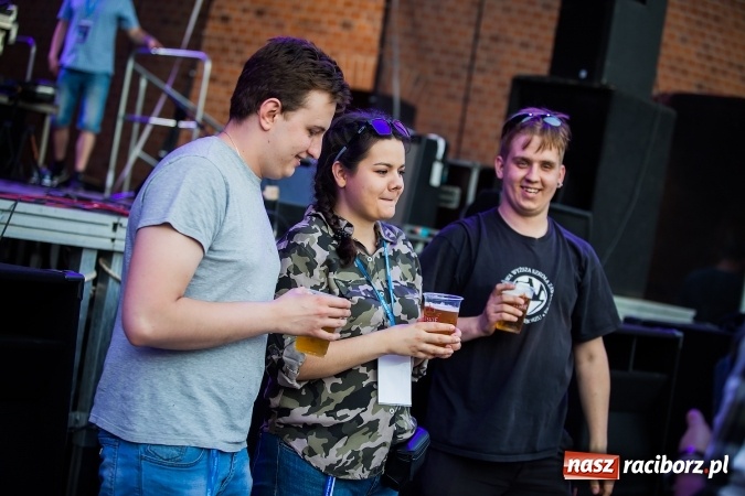 Zdjęcie w galerii na portalu naszraciborz.pl: Lao Che gwiazdą tegorocznych Juwenaliów Raciborskich wiadomości z regionu