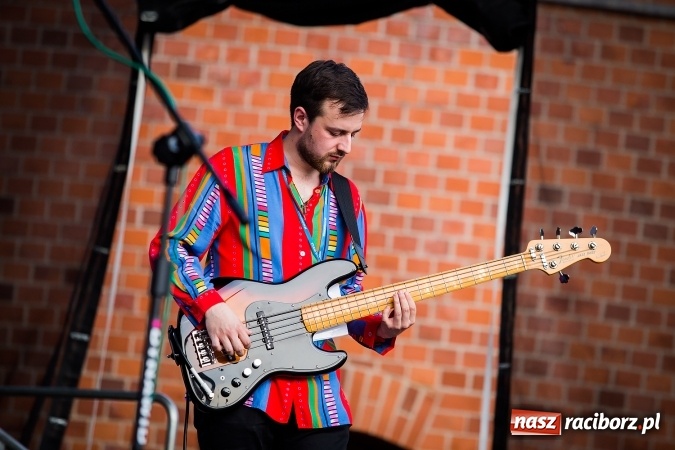 Zdjęcie w galerii na portalu naszraciborz.pl: Lao Che gwiazdą tegorocznych Juwenaliów Raciborskich wiadomości z regionu