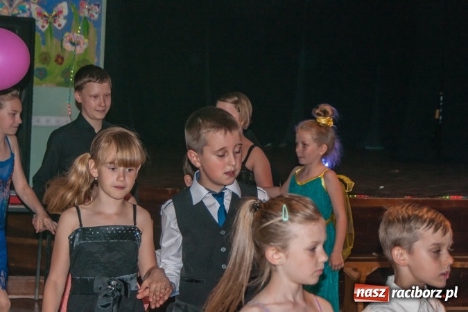 Zdjęcie w galerii na portalu naszraciborz.pl: Wiosenny pląs - widowisko taneczne w MDK wiadomości z regionu