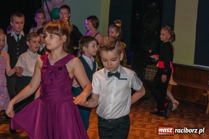 Zdjęcie w galerii na portalu naszraciborz.pl: Wiosenny pląs - widowisko taneczne w MDK wiadomości z regionu
