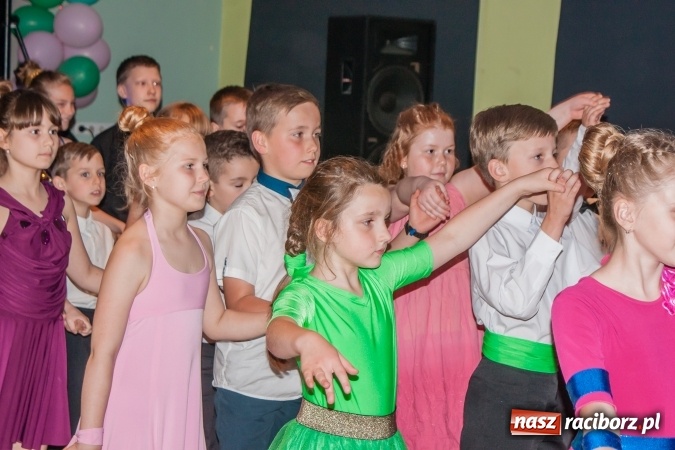 Zdjęcie w galerii na portalu naszraciborz.pl: Wiosenny pląs - widowisko taneczne w MDK wiadomości z regionu