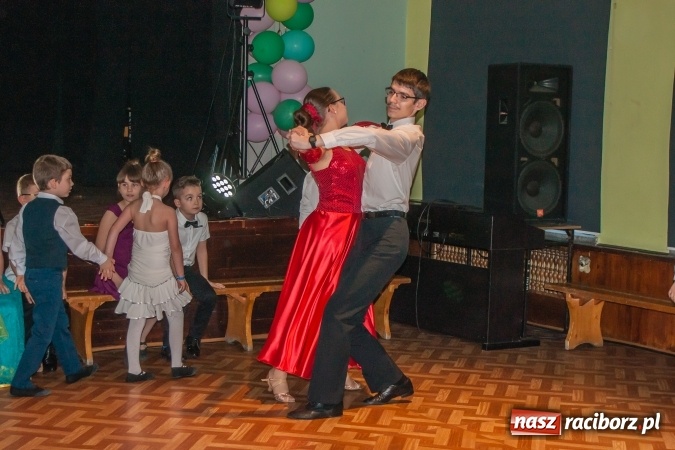 Zdjęcie w galerii na portalu naszraciborz.pl: Wiosenny pląs - widowisko taneczne w MDK wiadomości z regionu