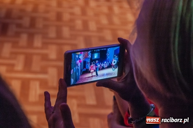 Zdjęcie w galerii na portalu naszraciborz.pl: Wiosenny pląs - widowisko taneczne w MDK wiadomości z regionu