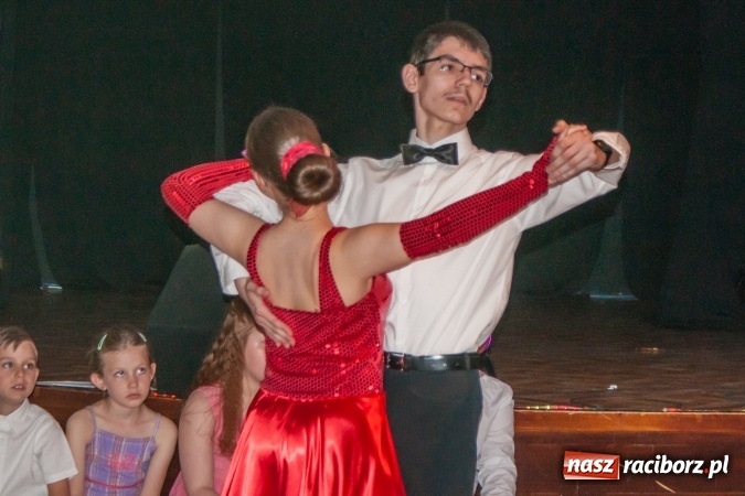 Zdjęcie w galerii na portalu naszraciborz.pl: Wiosenny pląs - widowisko taneczne w MDK wiadomości z regionu