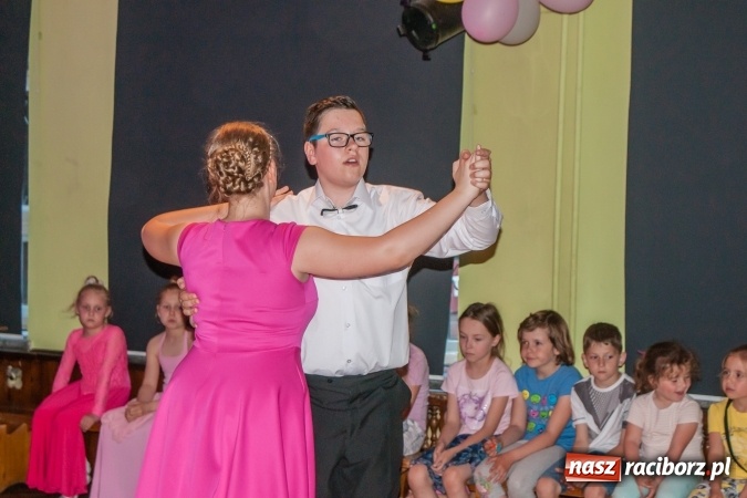 Zdjęcie w galerii na portalu naszraciborz.pl: Wiosenny pląs - widowisko taneczne w MDK wiadomości z regionu
