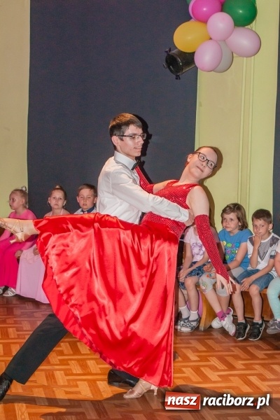 Zdjęcie w galerii na portalu naszraciborz.pl: Wiosenny pląs - widowisko taneczne w MDK wiadomości z regionu