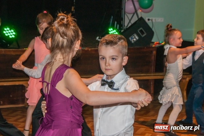 Zdjęcie w galerii na portalu naszraciborz.pl: Wiosenny pląs - widowisko taneczne w MDK wiadomości z regionu