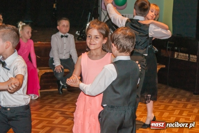 Zdjęcie w galerii na portalu naszraciborz.pl: Wiosenny pląs - widowisko taneczne w MDK wiadomości z regionu
