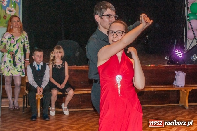 Zdjęcie w galerii na portalu naszraciborz.pl: Wiosenny pląs - widowisko taneczne w MDK wiadomości z regionu