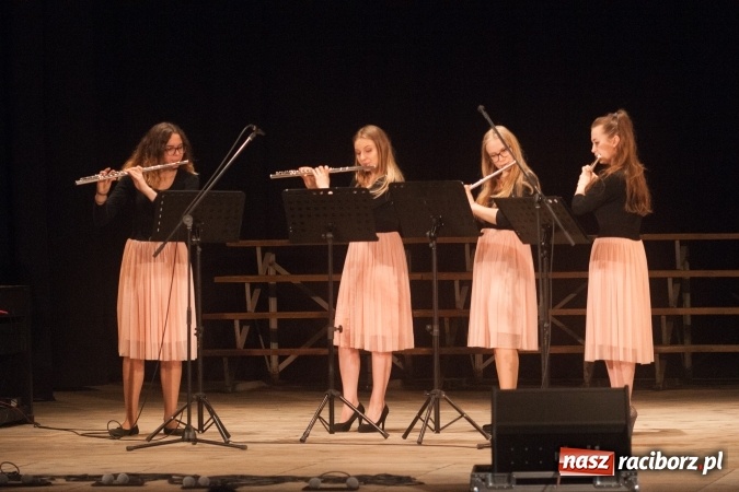 Zdjęcie w galerii na portalu naszraciborz.pl: XIII Festiwal Moniuszkowski w Raciborzu za nami. Grano, śpiewano i tańczono dla Gosi wiadomości z regionu