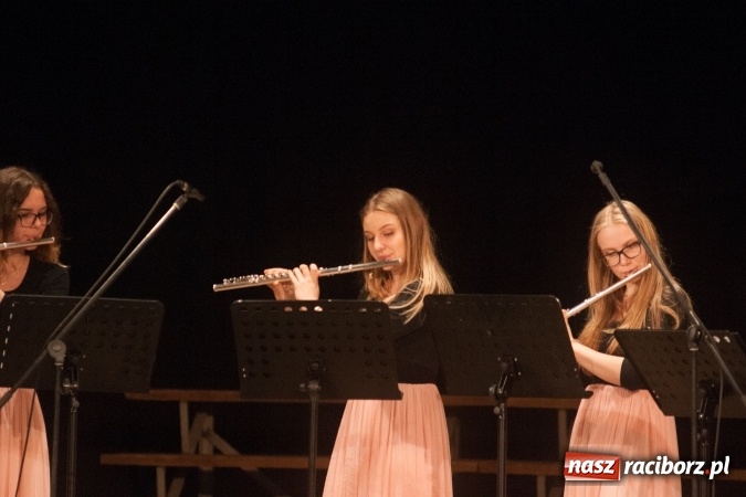 Zdjęcie w galerii na portalu naszraciborz.pl: XIII Festiwal Moniuszkowski w Raciborzu za nami. Grano, śpiewano i tańczono dla Gosi wiadomości z regionu