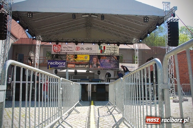 Zdjęcie w galerii na portalu naszraciborz.pl: Juwenalia Raciborskie 2017. Zobacz backstage  wiadomości z regionu