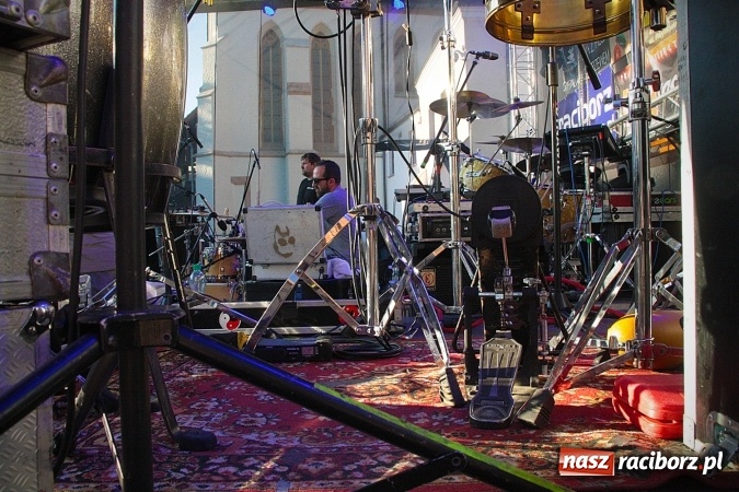 Zdjęcie w galerii na portalu naszraciborz.pl: Juwenalia Raciborskie 2017. Zobacz backstage  wiadomości z regionu