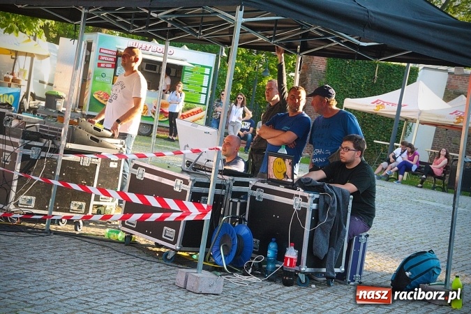 Zdjęcie w galerii na portalu naszraciborz.pl: Juwenalia Raciborskie 2017. Zobacz backstage  wiadomości z regionu