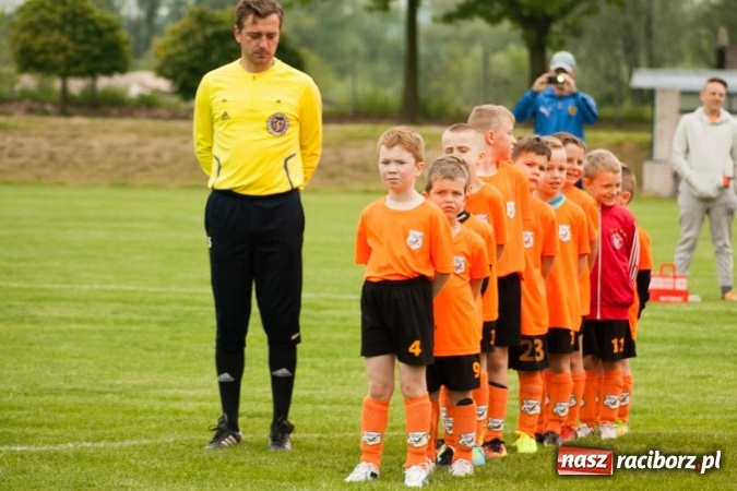 Zdjęcie w galerii na portalu naszraciborz.pl: Zmagania żaków Rafako i Pszowa przy Łąkowej wiadomości z regionu