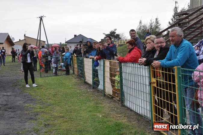 Zdjęcie w galerii na portalu naszraciborz.pl: Pospolite ruszenie dobrych serc. Razem dla Kewina w Rudach wiadomości z regionu
