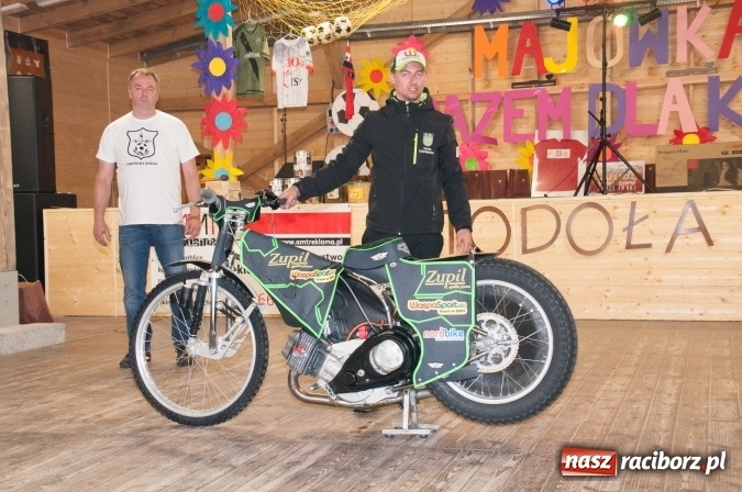 Zdjęcie w galerii na portalu naszraciborz.pl: Pospolite ruszenie dobrych serc. Razem dla Kewina w Rudach wiadomości z regionu