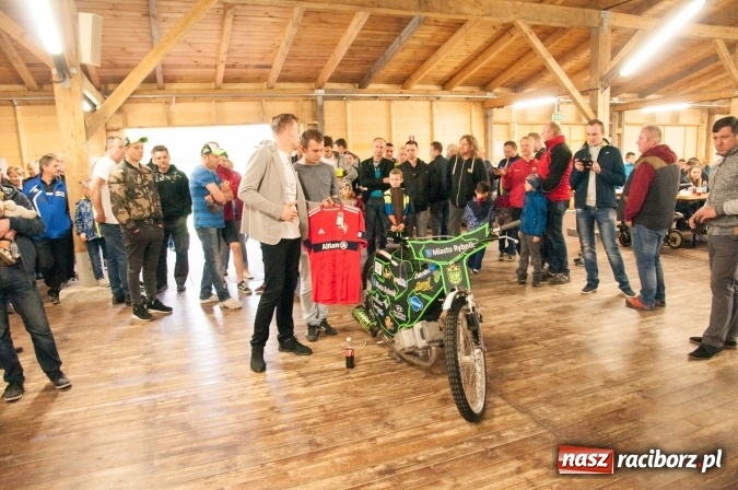 Zdjęcie w galerii na portalu naszraciborz.pl: Pospolite ruszenie dobrych serc. Razem dla Kewina w Rudach wiadomości z regionu