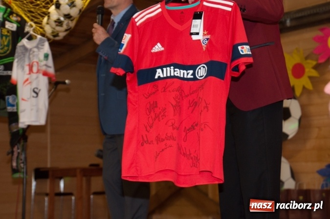 Zdjęcie w galerii na portalu naszraciborz.pl: Pospolite ruszenie dobrych serc. Razem dla Kewina w Rudach wiadomości z regionu