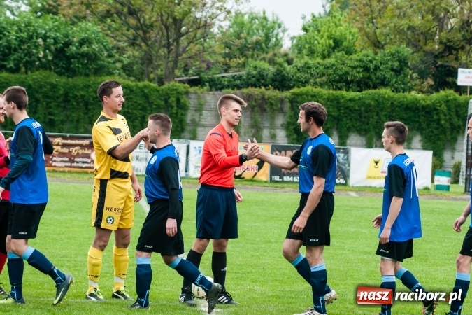 Zdjęcie w galerii na portalu naszraciborz.pl: C klasa: Szalone dziewięć minut Zabełkowa wiadomości z regionu