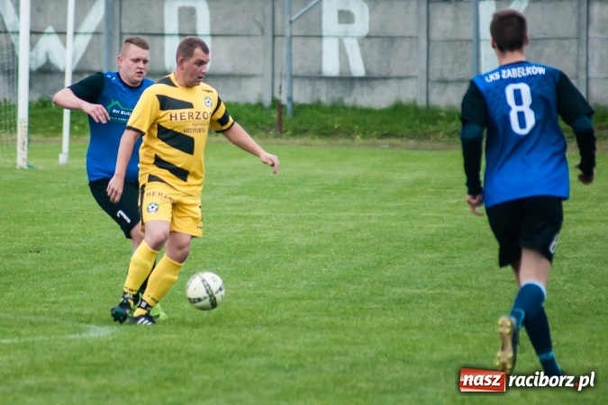 Zdjęcie w galerii na portalu naszraciborz.pl: C klasa: Szalone dziewięć minut Zabełkowa wiadomości z regionu