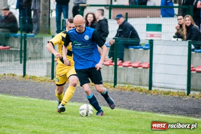 Zdjęcie w galerii na portalu naszraciborz.pl: C klasa: Szalone dziewięć minut Zabełkowa wiadomości z regionu