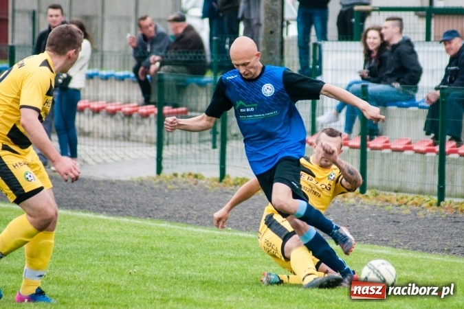 Zdjęcie w galerii na portalu naszraciborz.pl: C klasa: Szalone dziewięć minut Zabełkowa wiadomości z regionu
