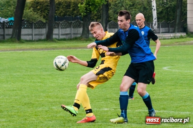 Zdjęcie w galerii na portalu naszraciborz.pl: C klasa: Szalone dziewięć minut Zabełkowa wiadomości z regionu