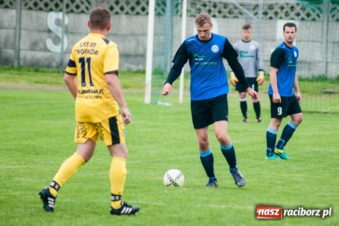 Zdjęcie w galerii na portalu naszraciborz.pl: C klasa: Szalone dziewięć minut Zabełkowa wiadomości z regionu