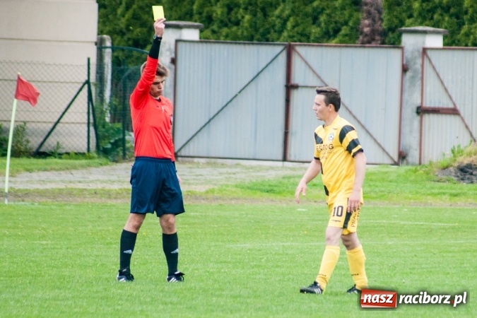 Zdjęcie w galerii na portalu naszraciborz.pl: C klasa: Szalone dziewięć minut Zabełkowa wiadomości z regionu