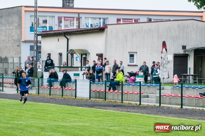 Zdjęcie w galerii na portalu naszraciborz.pl: C klasa: Szalone dziewięć minut Zabełkowa wiadomości z regionu