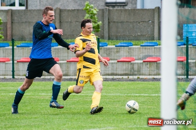 Zdjęcie w galerii na portalu naszraciborz.pl: C klasa: Szalone dziewięć minut Zabełkowa wiadomości z regionu