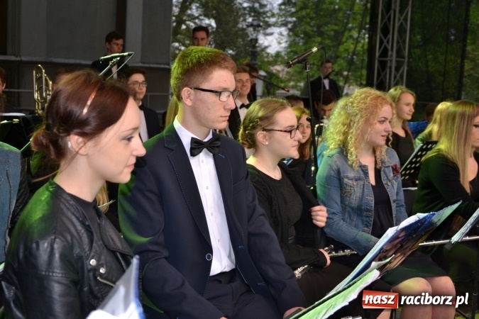 Zdjęcie w galerii na portalu naszraciborz.pl: Muzyka zbliża narody. Gmina Krzyżanowice zaczyna współpracę z Austriakami wiadomości z regionu