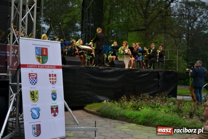 Zdjęcie w galerii na portalu naszraciborz.pl: Muzyka zbliża narody. Gmina Krzyżanowice zaczyna współpracę z Austriakami wiadomości z regionu