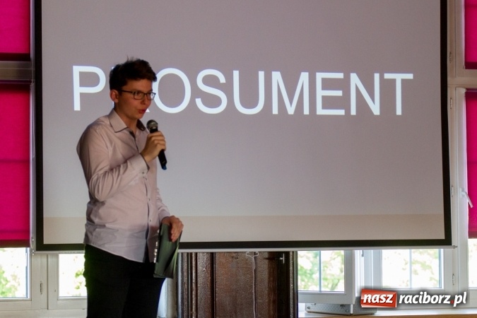 Zdjęcie w galerii na portalu naszraciborz.pl: W Kasprowiczu dyskutowano o odnawialnych źródłach energii  wiadomości z regionu