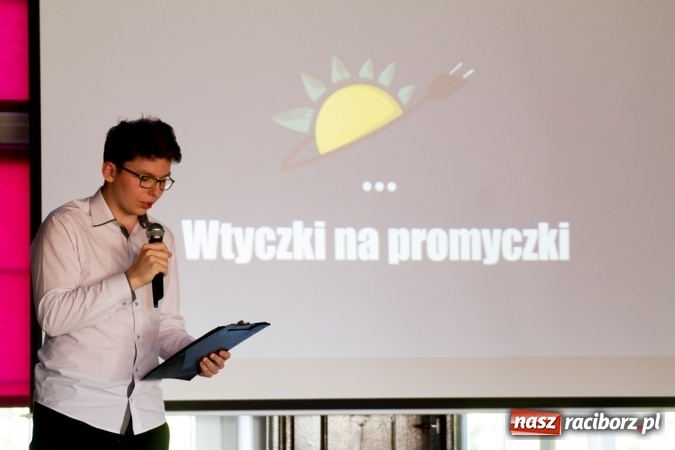 Zdjęcie w galerii na portalu naszraciborz.pl: W Kasprowiczu dyskutowano o odnawialnych źródłach energii  wiadomości z regionu