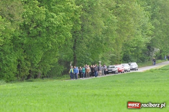 Zdjęcie w galerii na portalu naszraciborz.pl: W gościnie u świętego Urbana. Parafianie z Tworkowa, Bolesławia i czeskiej Haci na międzynarodowym odpuście wiadomości z regionu
