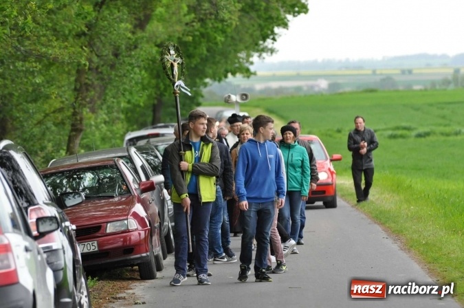 Zdjęcie w galerii na portalu naszraciborz.pl: W gościnie u świętego Urbana. Parafianie z Tworkowa, Bolesławia i czeskiej Haci na międzynarodowym odpuście wiadomości z regionu